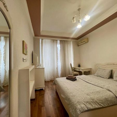 Apartments Near Arena City 키예프 외부 사진